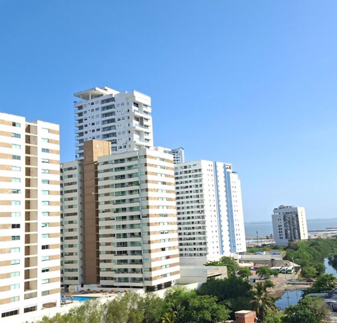 Apartamento De Lujo 3rooms Ac Con Vista A Laguna Y Mar *