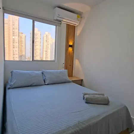 Apartamento De Lujo 3rooms Ac Con Vista A Laguna Y Mar Cartagena