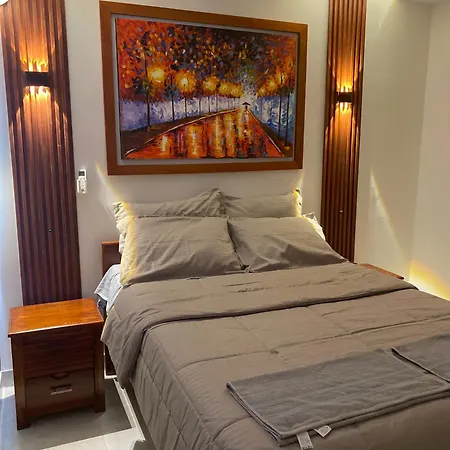 Apartamento De Lujo 3rooms Ac Con Vista A Laguna Y Mar